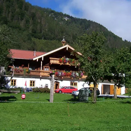 Schoesser