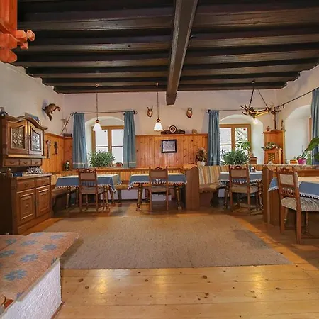 Guest house Schoesser Fusch an der Grossglocknerstrasse