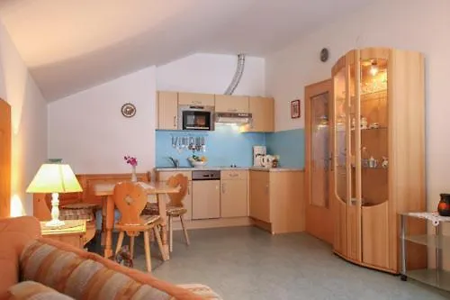 Pensión Schoesser Fusch an der Grossglocknerstrasse